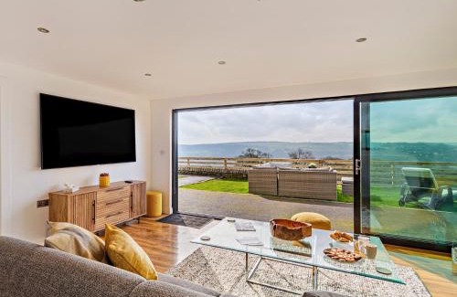 East Morton House | 3 Bed in West Morton 94182