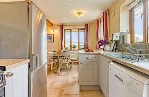 Upper Sapey House | Comfortable 3-Bedroom Retreat in Worcester for Families