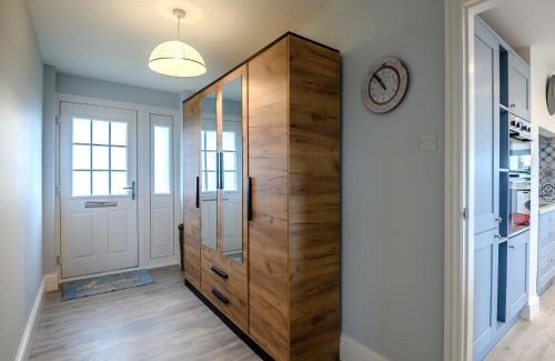 Worth Matravers House | Cozy 3-Bed Retreat in Worth Matravers for Families