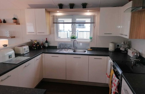 Eyemouth Cabin | Inviting 3-Bed Lodge in Eyemouth with Scenic Views