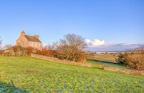 Hunspow House | Family-Friendly 3-Bed Property in Charming Castletown