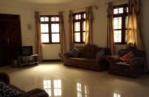 Chukwani Villa | Cozy 3-Bed House with Oceanfront Views in Zanzibar Chukwani