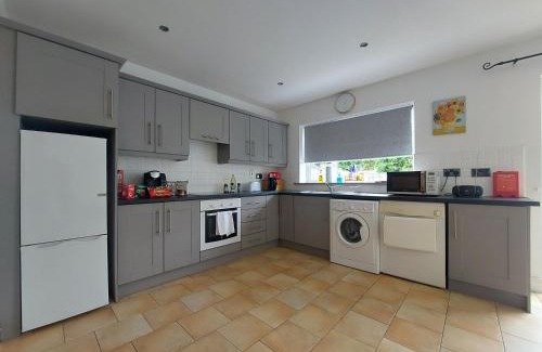 Bruff House | Child-Friendly 3-Bed Semi-Detached Home in Peaceful Estate