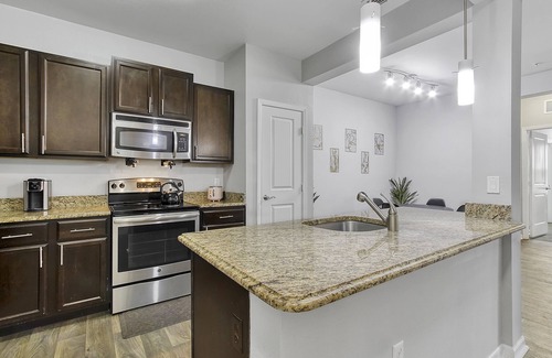 Ocoee Apartment | Stylish Oasis with Pool, Gym & Fast WiFi for Families
