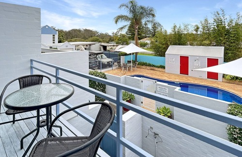 Batemans Bay House | Family-Friendly 3-Bedroom Oasis with Pool in Batemans Bay