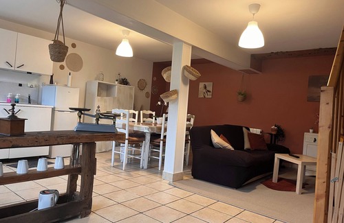 Saint-Julien-de-Chedon House | 3-bedroom gîte