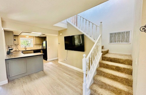 West University House | 3-Bedroom/2.5 Bath/4TVs/Sleeps11