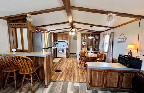 Neodesha House | 3-bedroom 2-bath home in tranquil Neodesha with AC, WiFi