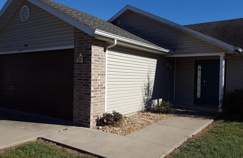 Branson House | Ideal 3-Bedroom Getaway Near 76 Hwy Strip, Sleeps 6