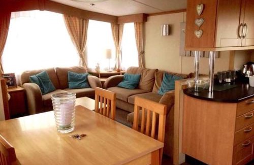 Prestatyn House | Family-Friendly 3 Bedroom Caravan at Presthaven Sands