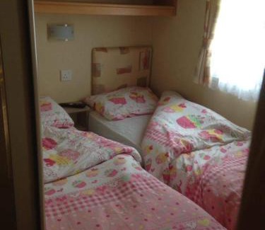 Prestatyn House | Family-Friendly 3 Bedroom Caravan at Presthaven Sands