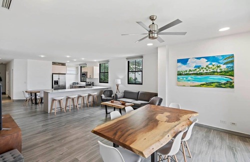Coco Condo | Ocean-View Condo with Pool: Rated 10/10 by Guests
