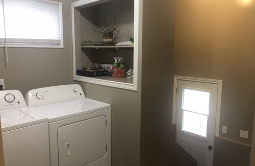Grand Falls - Windsor House | Cozy 3 Bedroom Home with Backyard, BBQ & Fire Pit