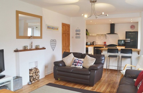 Wells-next-the-Sea Cottage | Family-Friendly 3 Bedroom Stay in Wells-next-the-Sea
