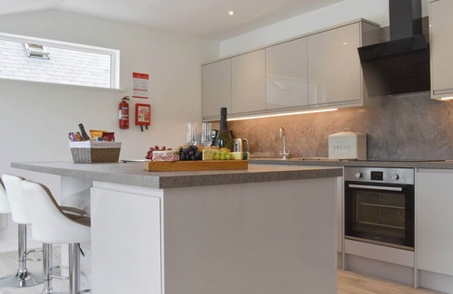 Cheriton Bishop Cottage | Perfect 3-Bedroom Stay in Cheriton Bishop with Pool