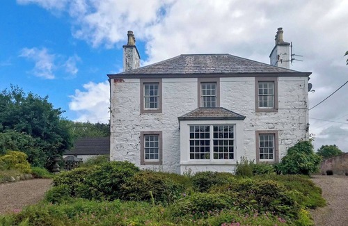 Newton Stewart Cottage | Perfect 3 Bedroom Getaway in Newton Stewart with Ocean Views