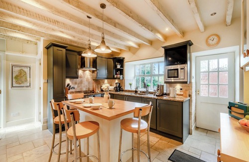 South Charlton Cottage | Explore 3-Bedroom Getaway in Christon Bank near Beadnell