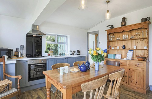 Widemouth Bay Cottage | Family-Friendly 3 Bedroom Retreat in Widemouth Bay