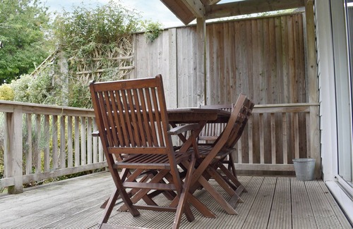 Middleton-on-Sea Cottage | Charming Cottages Steps from the Beach in a Serene Village