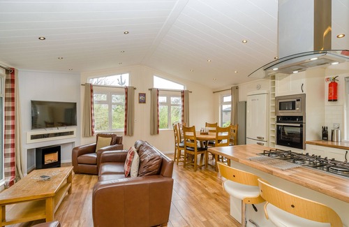 Cockermouth Ski Chalet | Spacious 3 Bedroom Retreat in Bewaldeth, Keswick Awaits