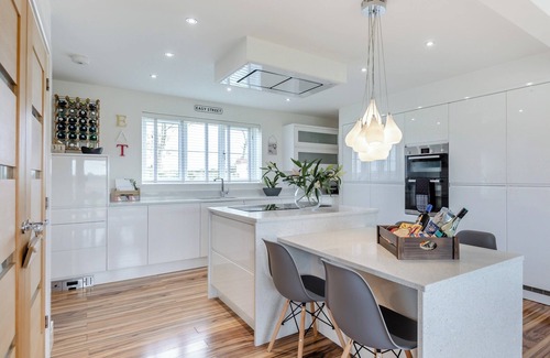 Lincoln Cottage | Top-Rated 3 Bedroom Accommodation in Dunston Fen