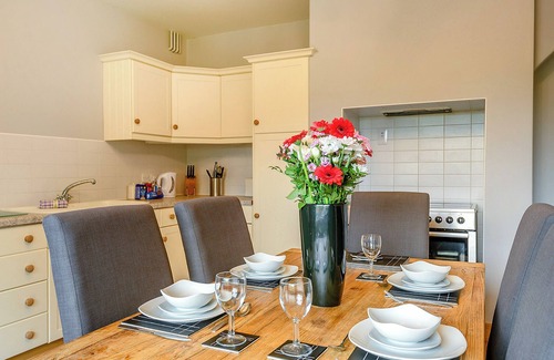 Mablethorpe Cottage | Spacious 3-Bedroom Retreat with Oceanfront Views in Mablethorpe