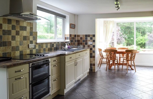 Penny Bridge Cottage | Perfect 3-Bedroom Getaway in Low Nibthwaite, Near Coniston