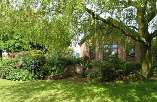 Skegness Cottage | Perfect Family Retreat: 3 Bedroom Stay in Addlethorpe