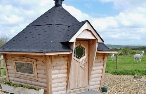 Tan-y-groes Cottage | Ideal 3 Bedroom Getaway in Glynarthen, Near Cardigan