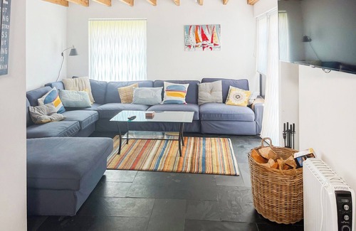 Egloshayle Cottage | 3 bedroom accommodation in Egloshayle, near Wadebridge