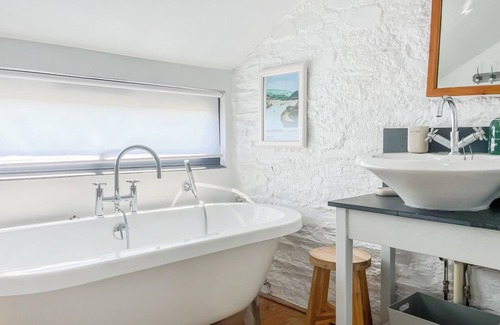 Egloshayle Cottage | 3 bedroom accommodation in Egloshayle, near Wadebridge