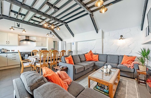 Pentrefelin Cottage | 3 bedroom accommodation in Llandeilo