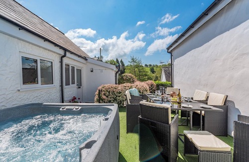 Pentrefelin Cottage | 3 bedroom accommodation in Llandeilo