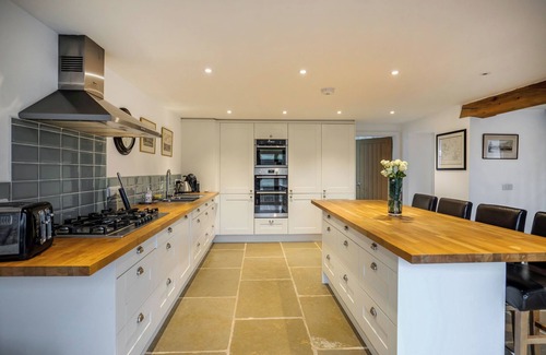 Westleigh Cottage | Welcoming 3-Bedroom Retreat in Weare Giffard, Bideford
