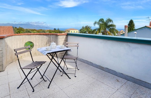 Riposto House | 3 bedroom accommodation in Riposto (CT)