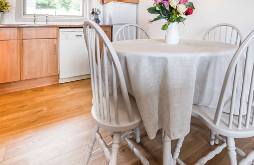 Dingwall Cottage | Cozy 3-Bedroom Getaway in Culbokie, Near Dingwall