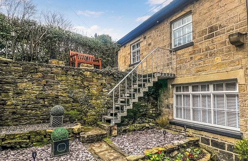 Keighley Cottage | Family-Friendly 3 Bedroom Getaway in Utley, Near Haworth