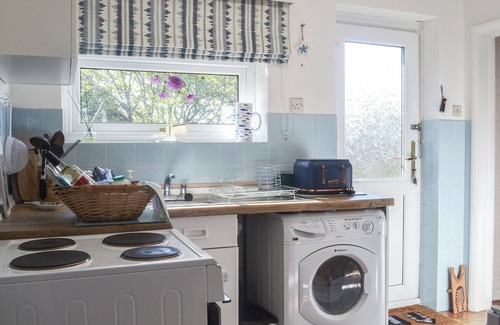 Mumbles Cottage | Perfect Getaway: Walk to Langland & Caswell Bays