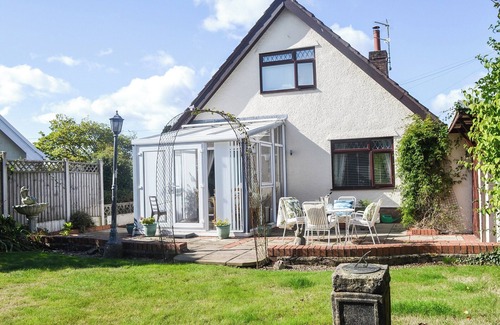 Mumbles Cottage | Perfect Getaway: Walk to Langland & Caswell Bays