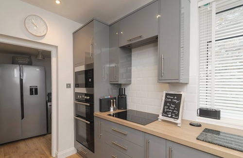 Richmond Cottage | Top-Rated 3 Bedroom Accommodation in Richmond, Pet Friendly