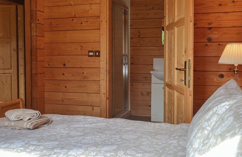 Witheridge Cottage | Cozy 3-Bedroom Retreat in Nomansland Near Tiverton
