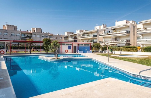 Cubelles Apartment | Ideal 3 Bedroom Getaway in Cubelles with Oceanfront Views