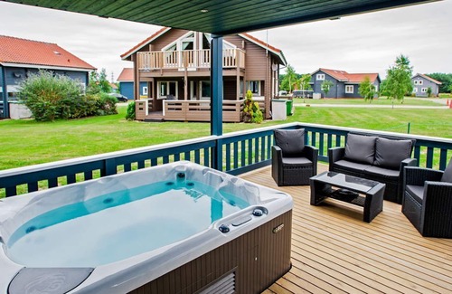 Hopton House | 3 bedroom accommodation in Fritton