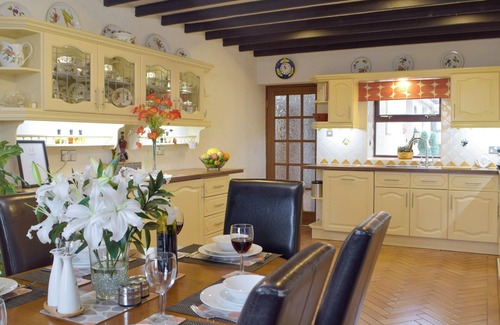 Amroth Cottage | Oceanfront 3-Bedroom Retreat in Amroth – Guest Rated 10/10