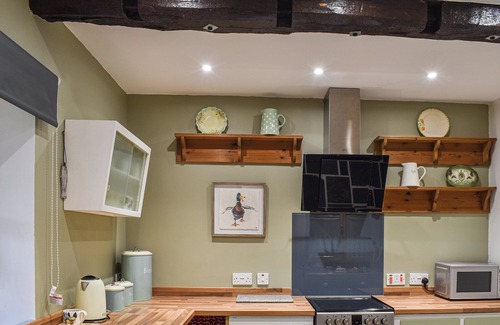 Carnbrea Cottage | Pet-Friendly 3 Bedroom Accommodation Near Carn Brea