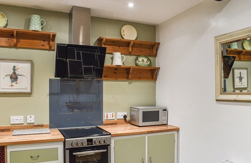 Carnbrea Cottage | Pet-Friendly 3 Bedroom Accommodation Near Carn Brea