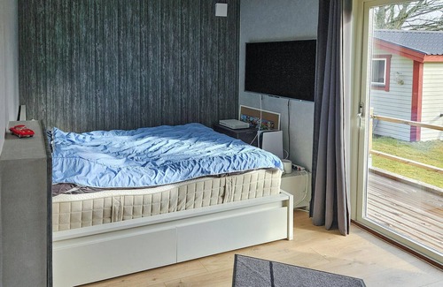 Tofta House | Relaxing 3-Bedroom Retreat with Ocean Views in Rockneby