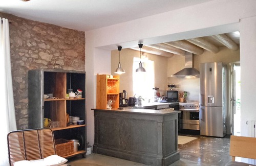 Vinezac House | Outstanding 3 Bedroom Stay with Pool in Vinezac
