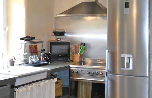 Vinezac House | Outstanding 3 Bedroom Stay with Pool in Vinezac