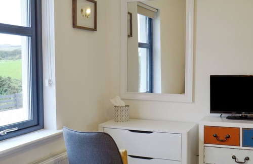 Fintry Cottage | Pet-Friendly 3-Bedroom Retreat in Banton Near Kilsyth